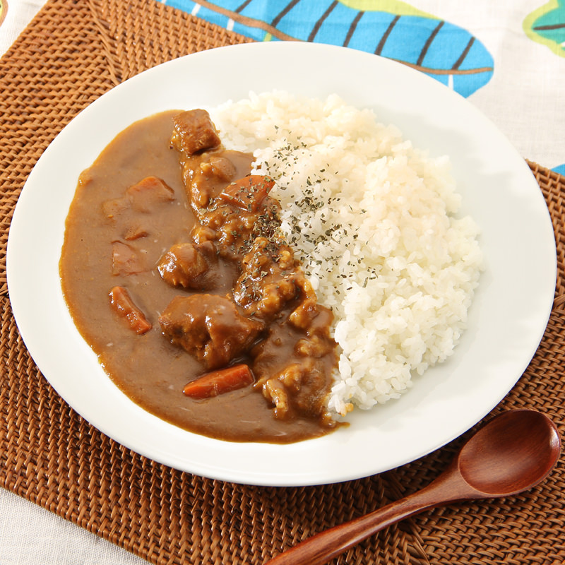 送料無料】龍泉洞黒豚カレー（フルーツほおずき入り）〔200g×6個〕:産直お取り寄せニッポンセレクト通販 | JRE MALLショッピング | JRE  POINTが貯まる・使える