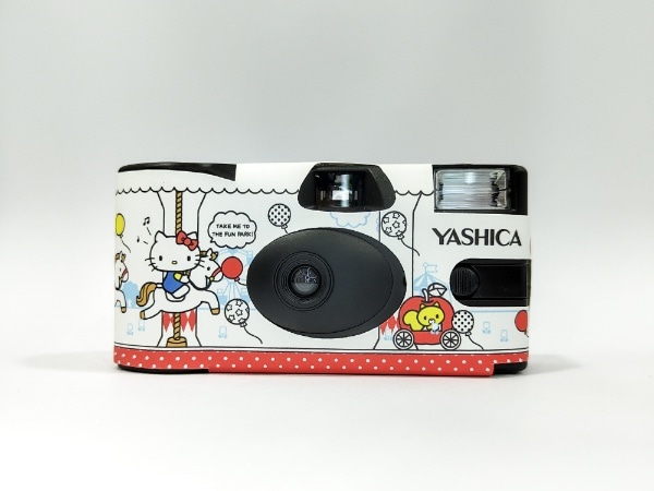 Single Use Film Camera （Hello Kitty Playgound）:ビックカメラ通販 | JRE MALLショッピング |  JRE POINTが貯まる・使える