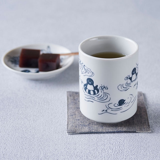 入荷未定】Suicaのペンギン 湯呑み（鳥獣戯画シリーズ）:オレンジ