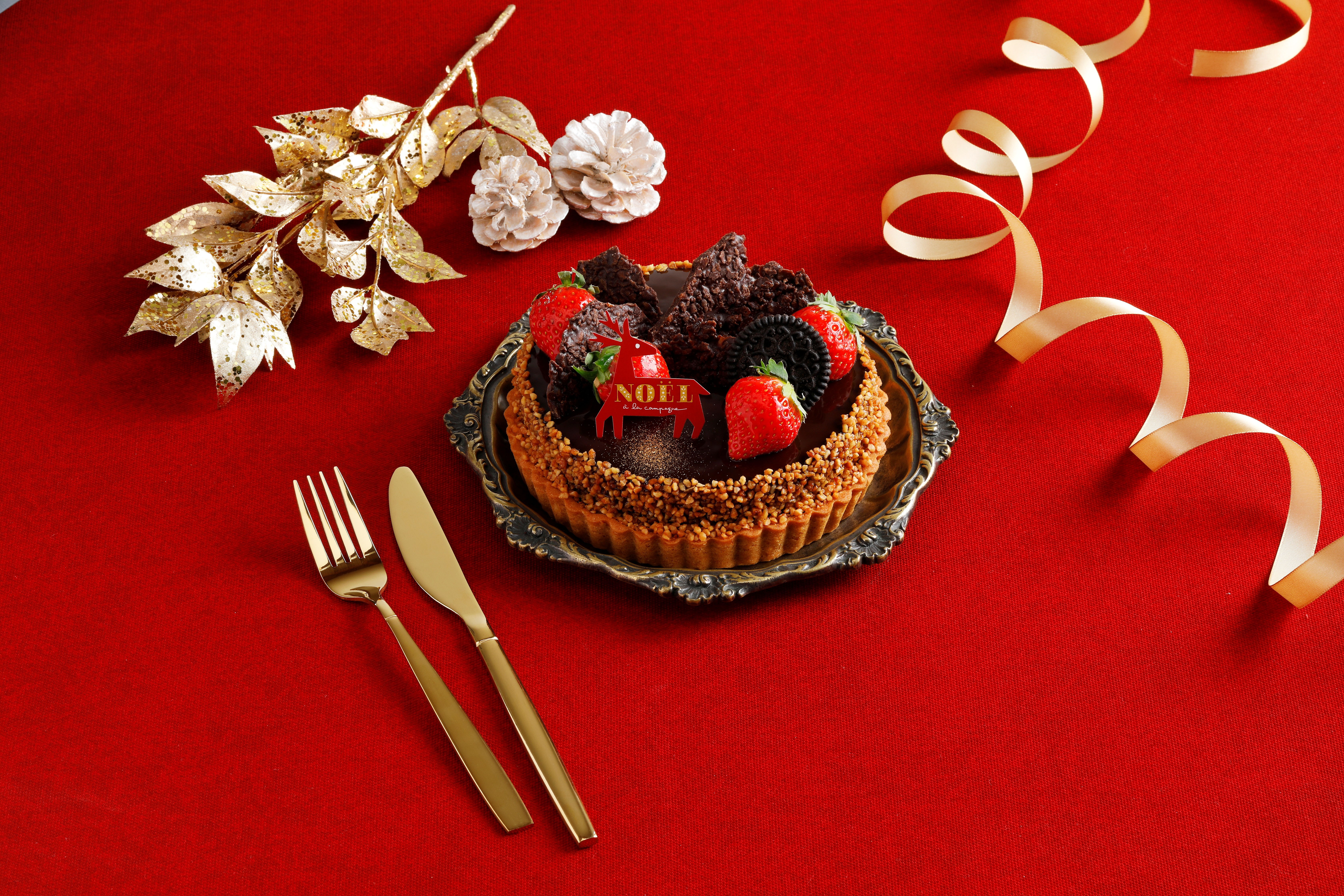 タルト・ド・ノエル・オ・ショコラ・エ・フレーズ